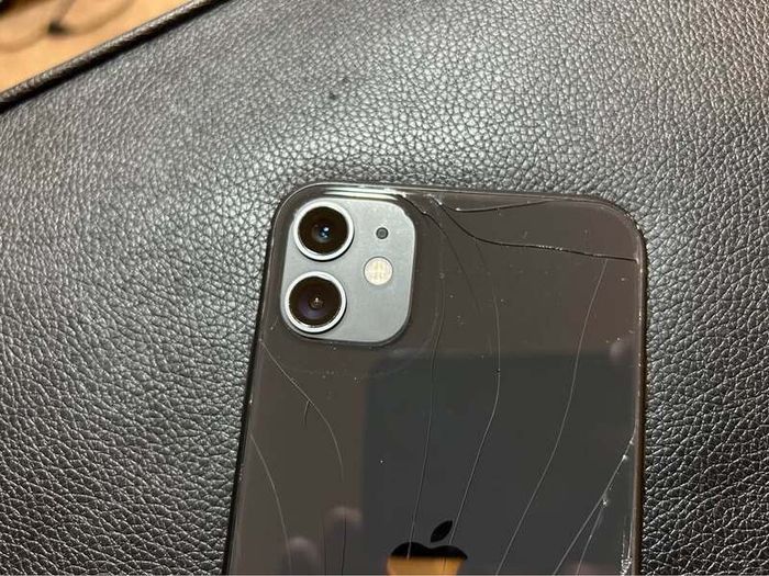 iphone 11 Black 128gb