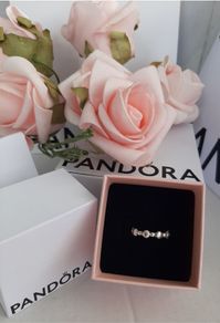 New genuine pandora seashell ring