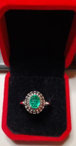 New beautiful sterling silver ring with natural stone size R