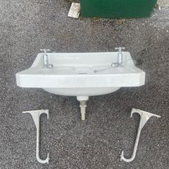 Vintage Twyfords porcelain sink
