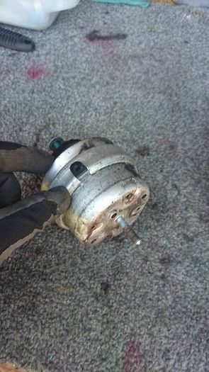 Genuine Audi a4 b6 b7 saloon estate floor mats carpet. Three spoke s-line multy function steering wheel airbag glove box etc.. Parts breaking