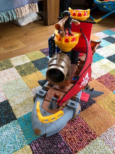 Toy pirate ship