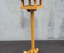 Bird table