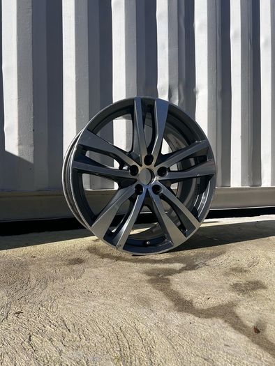 Genuine Audi A6/S6 S-Line 19" Single Alloy Wheel