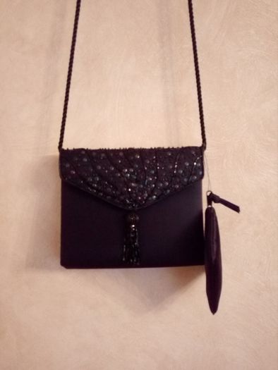 Ladies accessories