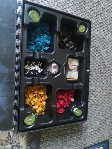 Risk Star Wars Clone Wars Edition Board Game 2005 Opened