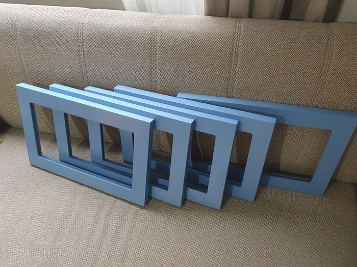 Pictures frame