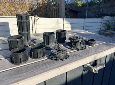 Deck patio adjustable risers