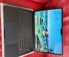 MacBook Air 13 inch 16g 256g M2