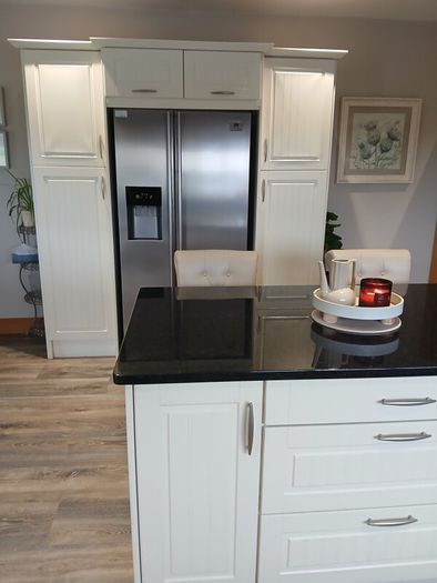 Kitchen, Island & Marble Worktop
