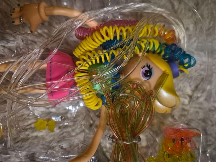 Vintage Betty Spaghetty Glo Crazy Doll Rare Colectible