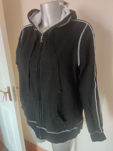 Marks&Spencer black zipped hoodie size UK18/20 EU46/48 Postage included