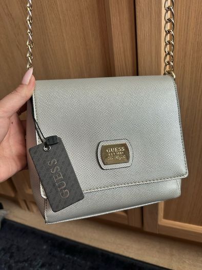 Guess  Shoulder Bag / Handbag