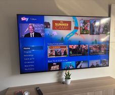 Sony Bravia 48 TV Android incl stand&wallbracket