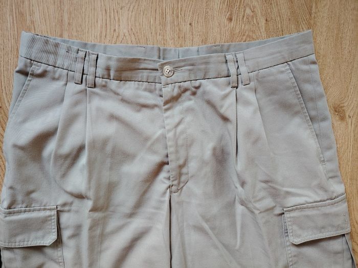 Light Grey Shorts Size M
