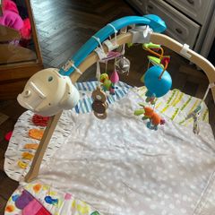 Lovevery Gym , tummy time mat