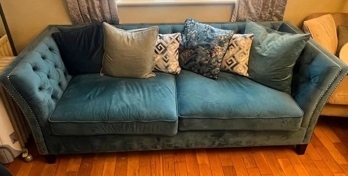 3 + 2 seater couches
