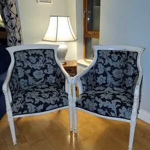 Antique French Louis XVI style