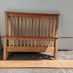 4ft Solid Oak Bed Frame
