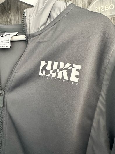 Nike Tracksuit - Boys XL
