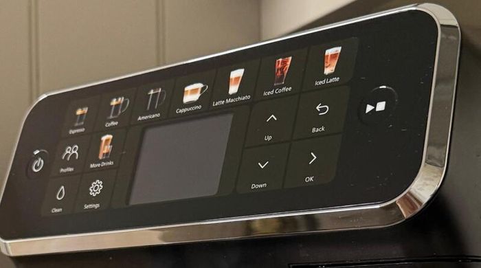 Philips Series 5500 LatteGo Fully Automatic Coffee Machine (EP5546/70) - Mint Condition