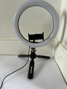Ring light
