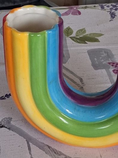 Rainbow Vase Holder