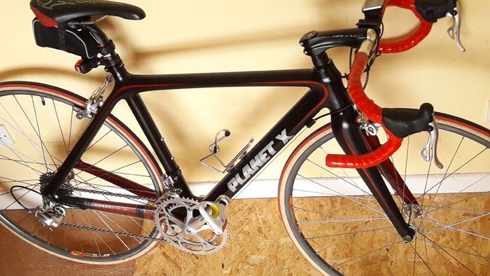 bike . weight 8 kg.