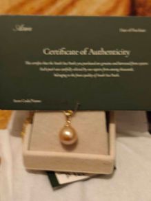 Genuine Golden South Sea Pearl Pendant Boxed with Certificate