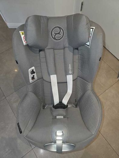 Cybex Sirona Z i-Size Car Seat  Base Z Swivel  Soho Grey