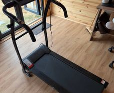 Folding Motorised Treadmill - Nero Sports