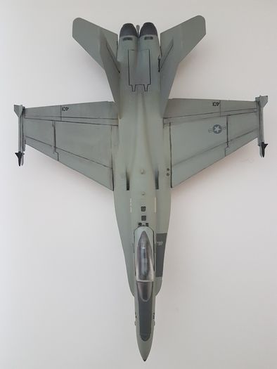Built 1/72 ESCI Boeing Mc Donnell Douglas F/A-18A US Navy Italeri Revell Airfix