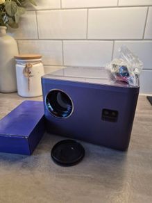 1080P projector Yezmek V7