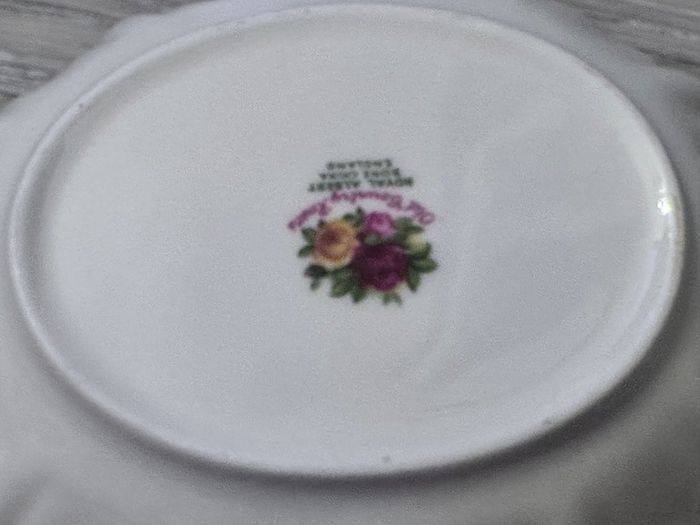Royal Albert Old Country Roses Oval Sweet Dish