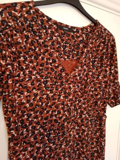 Ladies Tops Buy 1get 1 Free