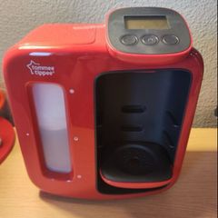 Tommee Tippee Perfect Prep Day & Night Bottle Maker