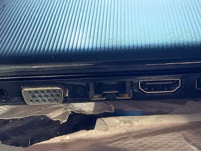 HP Notebook, Model 14-am075na, Intel Core i3-6006U CPU, 2.0GHz, 8GB Ram, 1.8 Terrabyte HDD, Windows 10, Microsoft Edge, Chrome and VLC