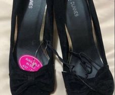 Ladies new shoes size 5