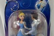 Cinderella toy bundle - new