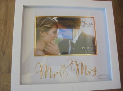 Wedding frame  Mr and Mrs