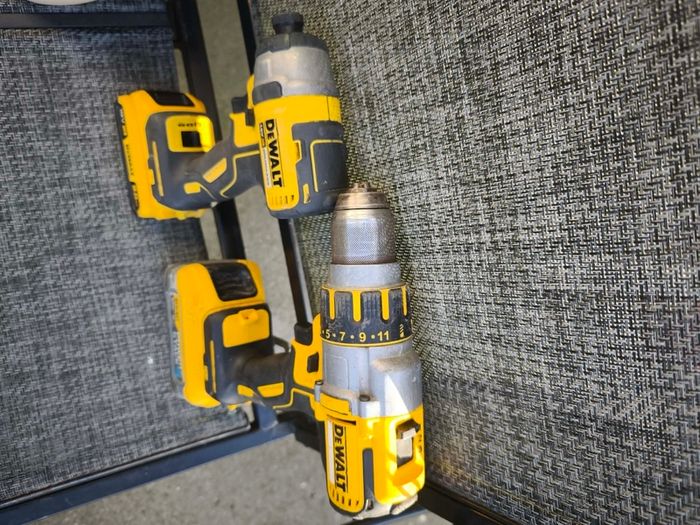 Dewalt