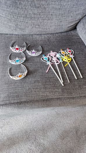 Frozen Elsa dress with wands and crown sets