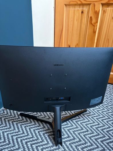 Samsung 27" Curve monitor