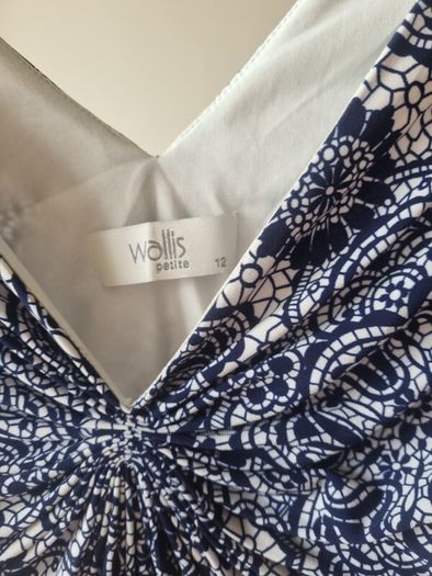 Dress size 10/12