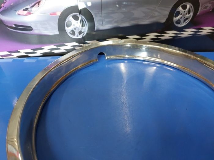 Wheel rim embellisher 14 inch