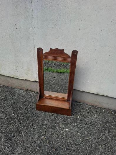 Old mirror with box postage possible