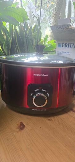 Brand new Slow cooker Morphy Richards Accents 6.5 Litre  | Red | 461026