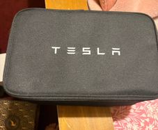 Genuine Tesla OEM Removable Tow Hitch Ball Mount with Carry Case  Brand New