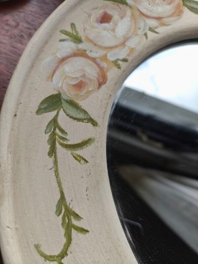 handpainted oval  mirror