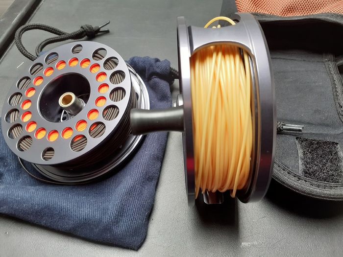 Orvis Battenkill Disc V Fly reel + spare spool, UNUSED